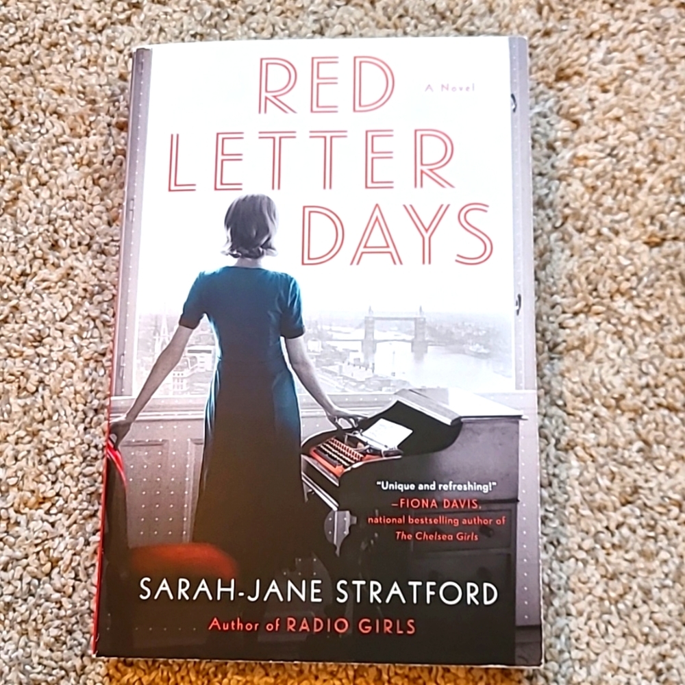🔥3/$15🔥Red Letter Days by Sarah Jane Stratford (Paperback) Hollywood Blacklist